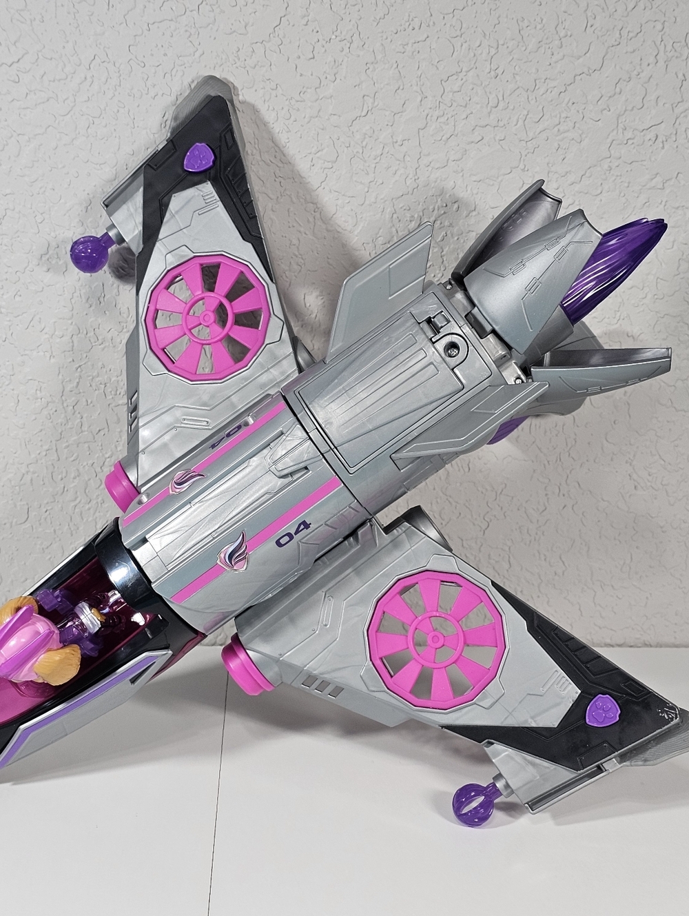 PAW Patrol: The Mighty Movie Transforming Rescue Jet with Skye action figure